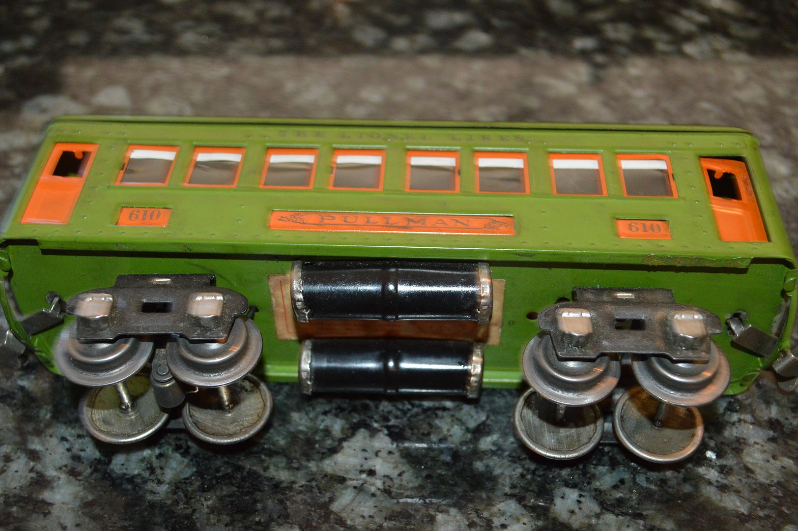 RARE 1930 ERA VINTAGE LIONEL TRAIN SET WITH BOXES AND MASTER BOX